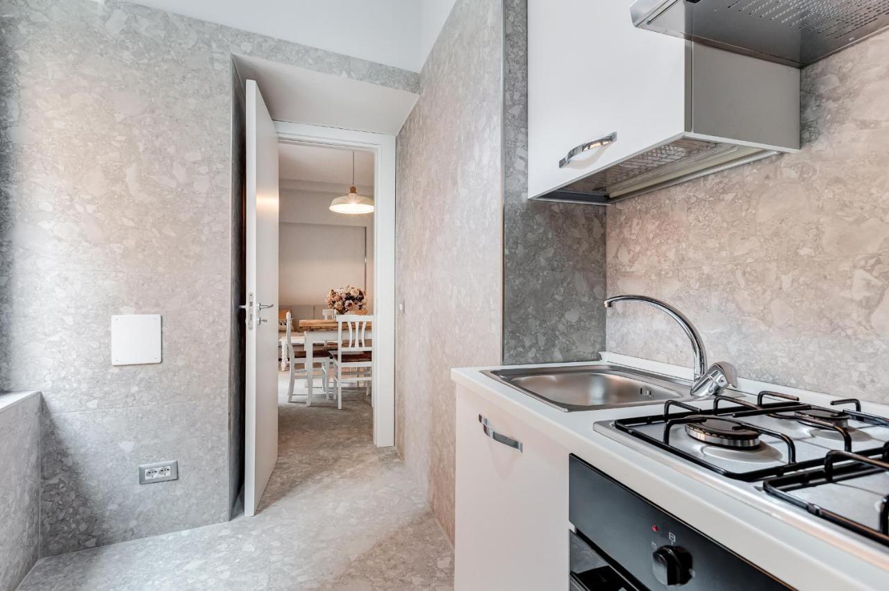 Crystal Trevi Fountain - Romedreamhome Exterior photo